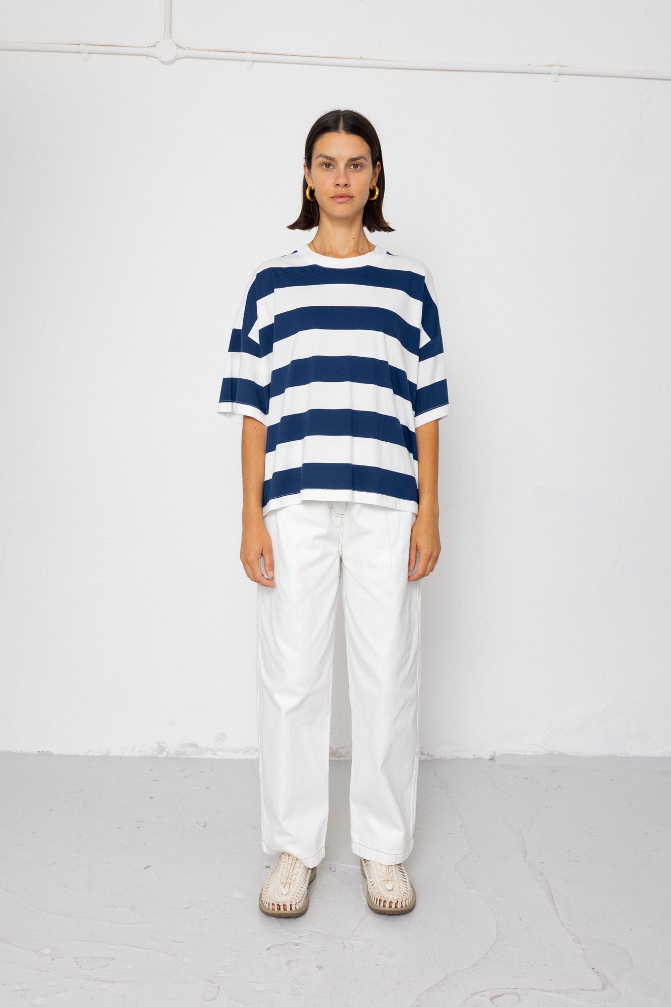 Boyfriend T-Shirt - Off White / Indigo Blue