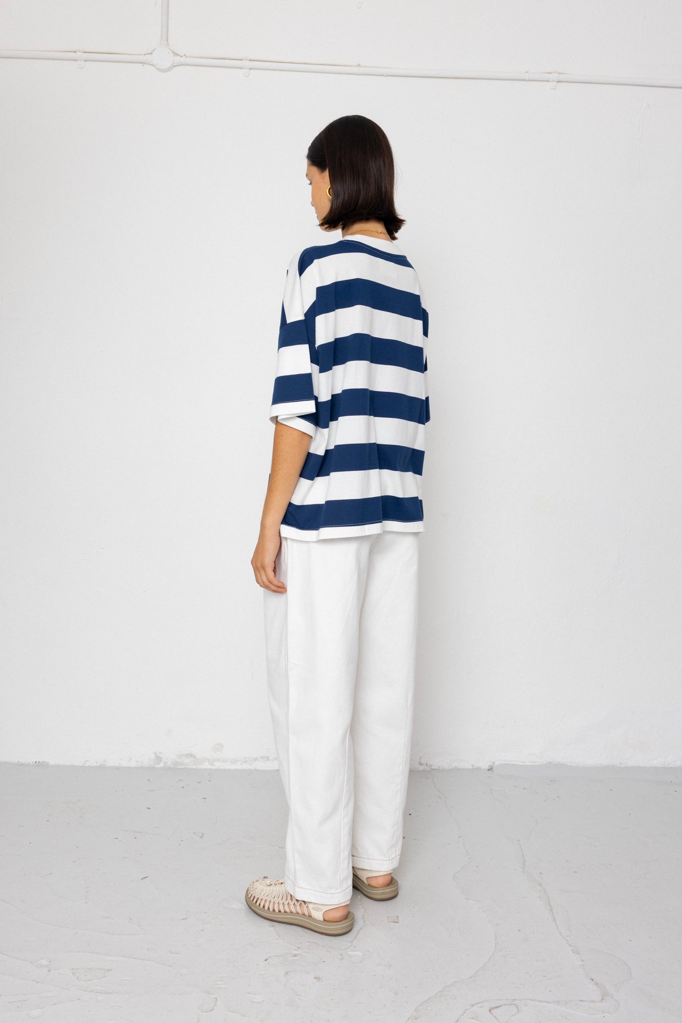 Boyfriend T-Shirt - Off White / Indigo Blue