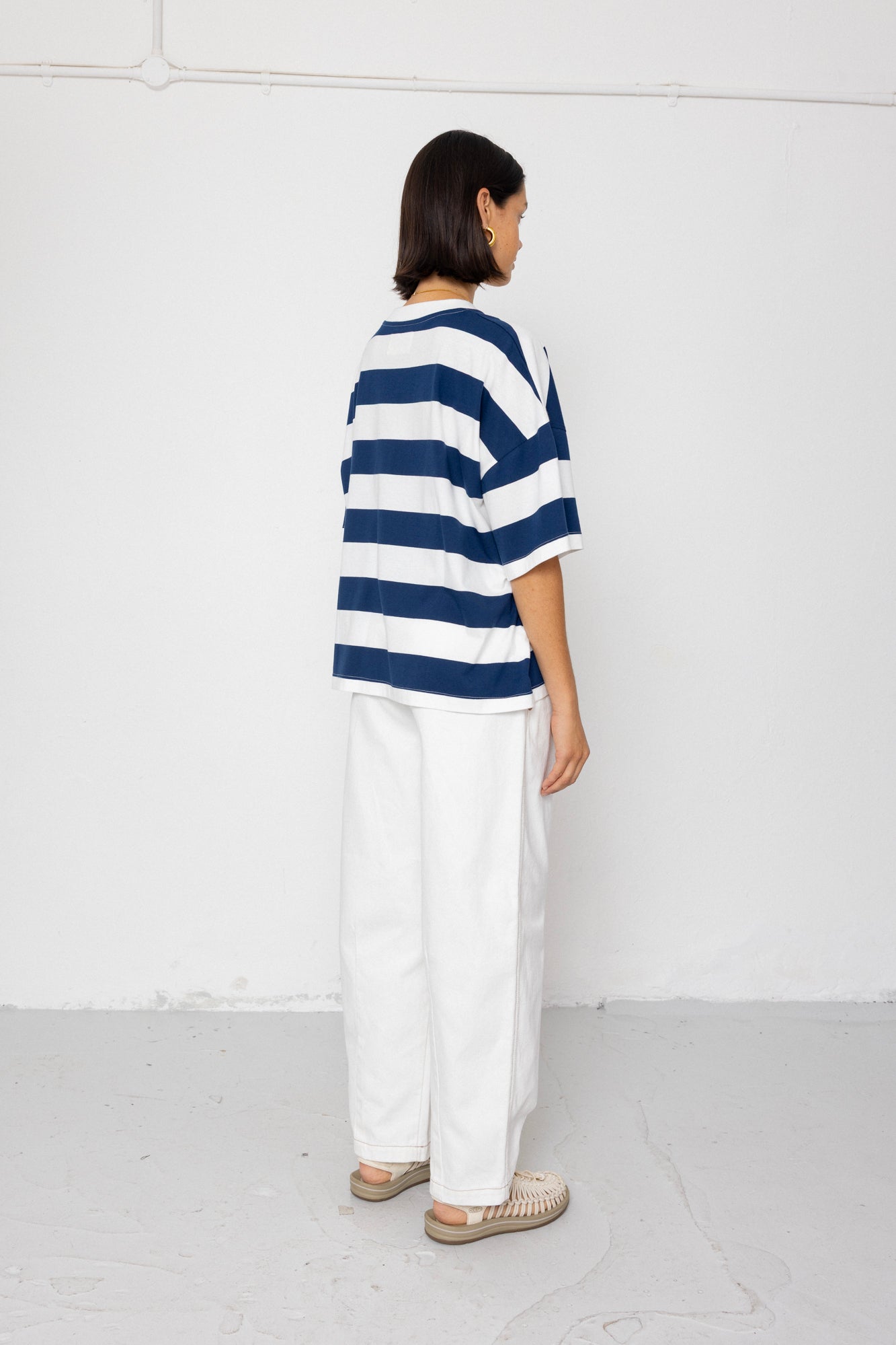 Boyfriend T-Shirt - Off White / Indigo Blue
