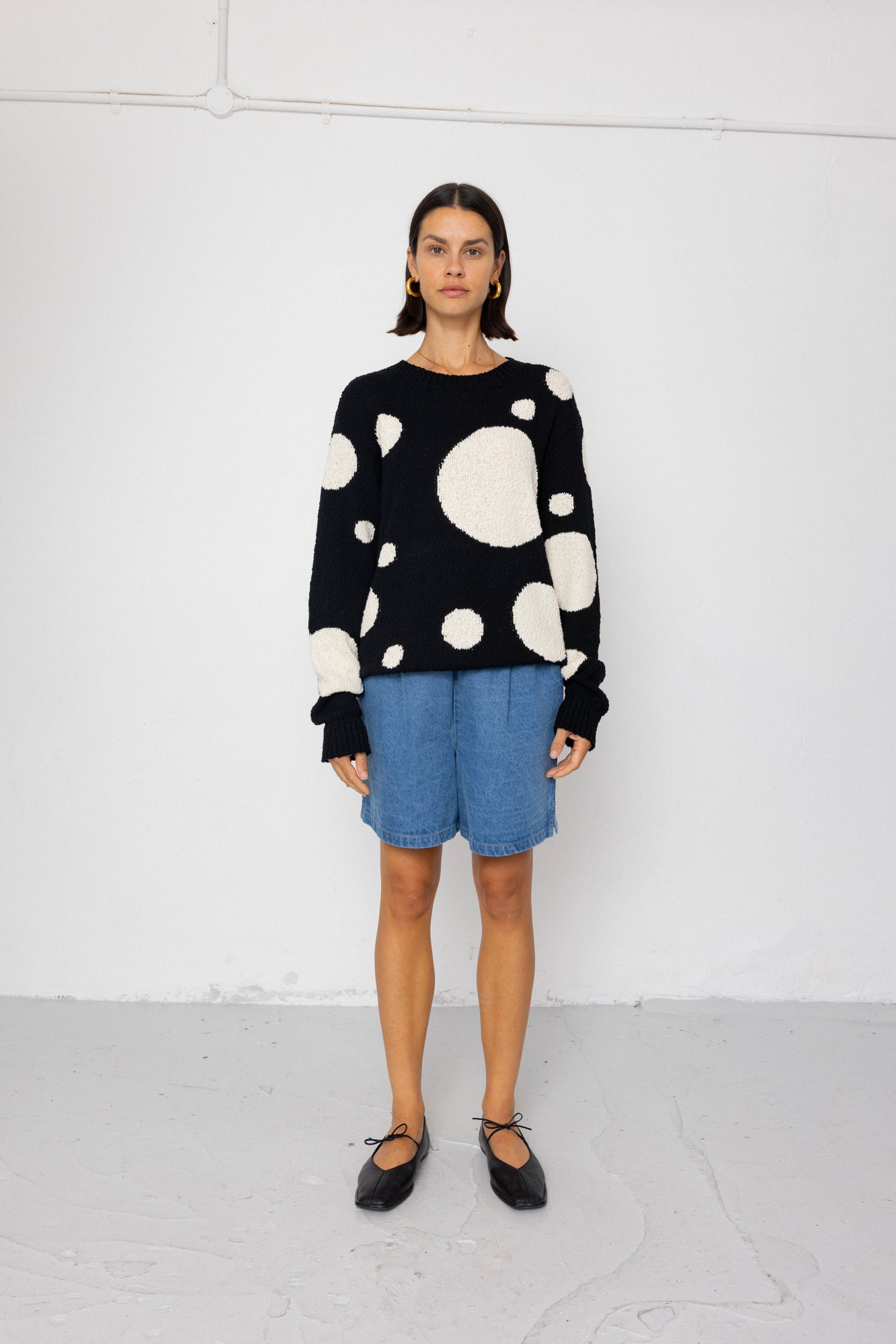 Chain Crew Jumper - Black / White Dot