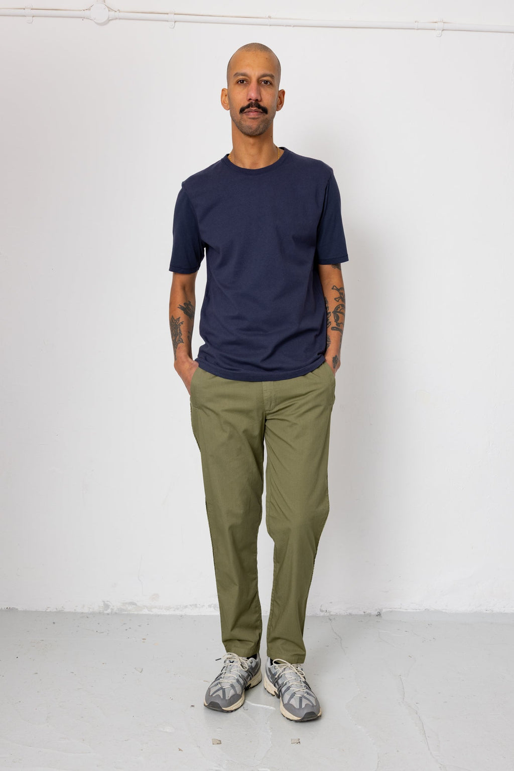 Contrast Sleeve T-Shirt - Navy