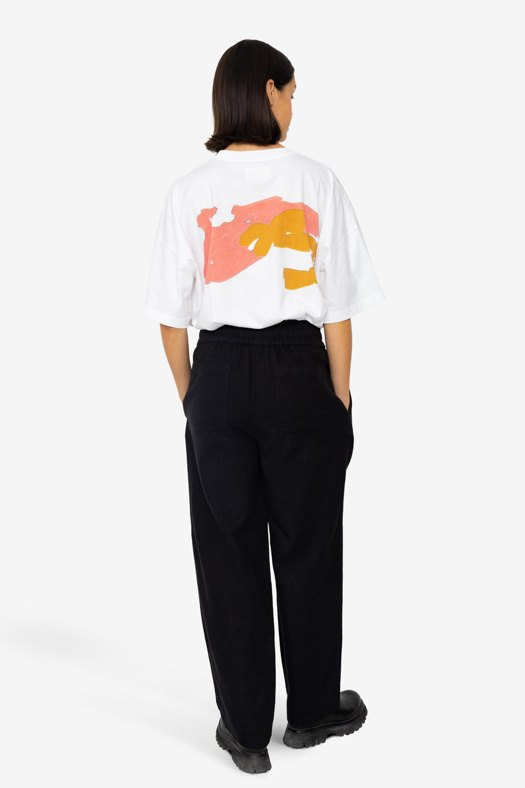 Boyfriend T-Shirt - Graphic White