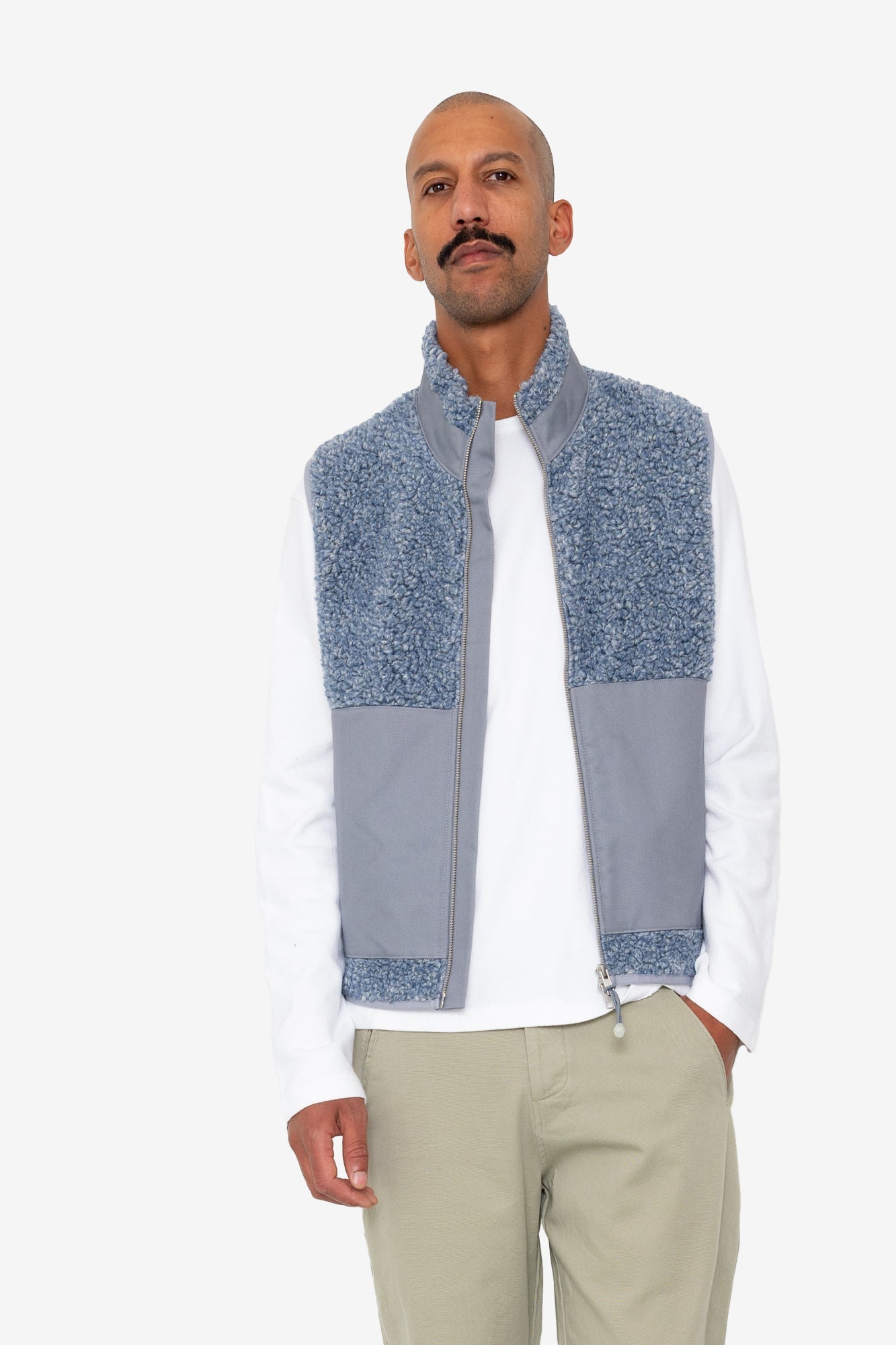 Signal Gilet - Soft Blue Curly Wool