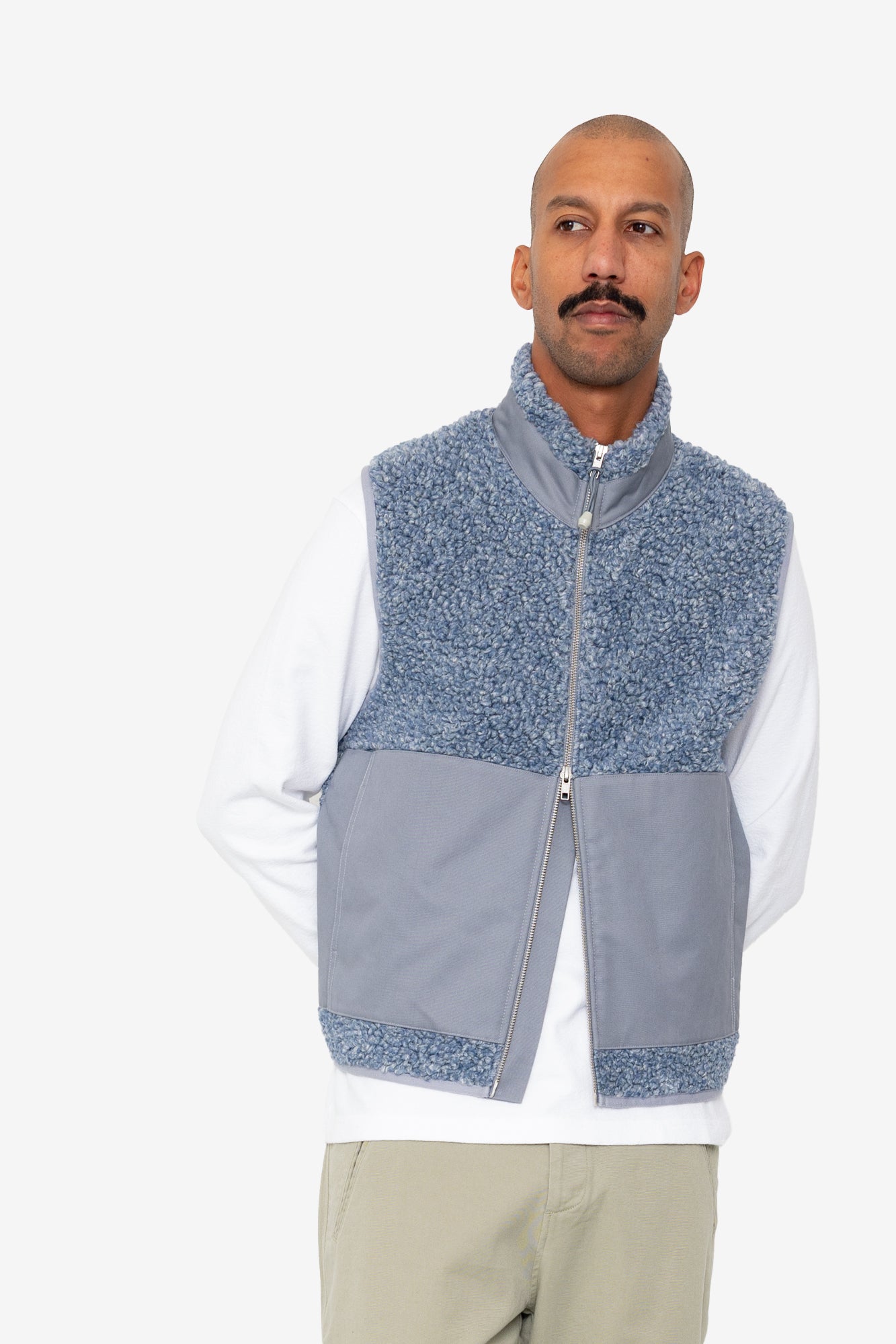 Signal Gilet - Soft Blue Curly Wool