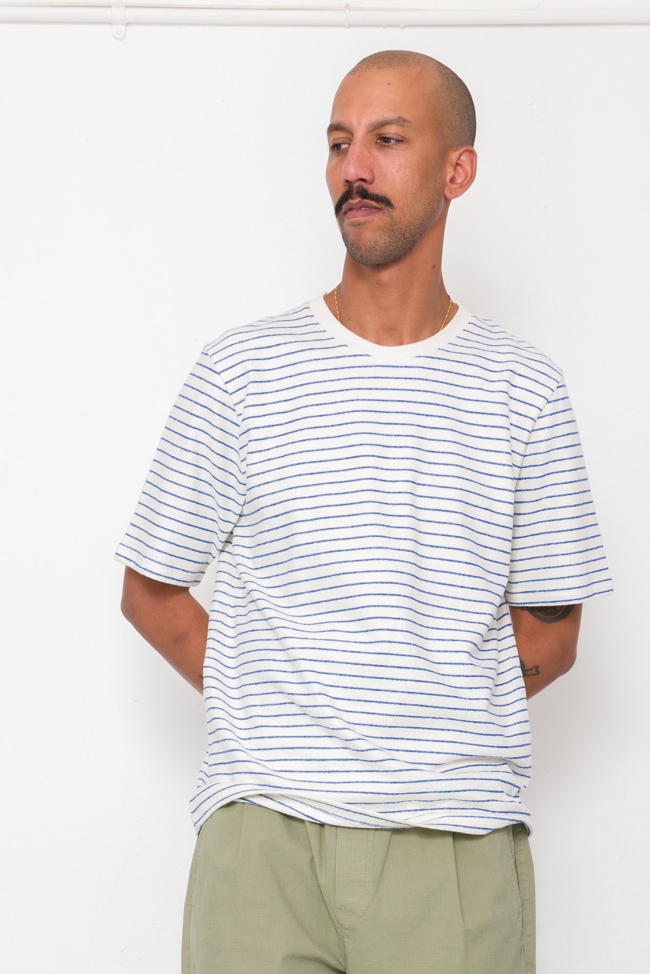 Short Sleeve Textured Striped T-Shirt - Ecru / Bright Blue