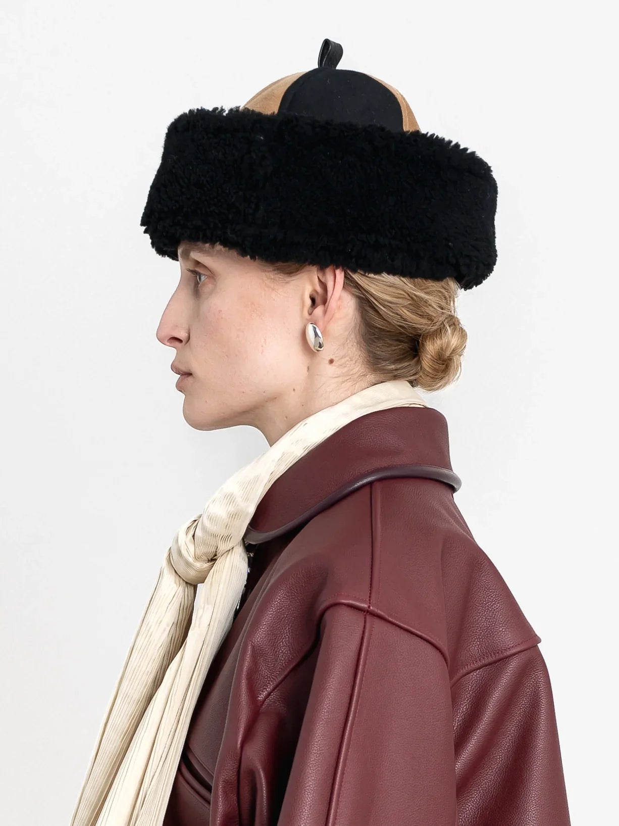 Cawley | Sheepskin Cap - Tan / Black