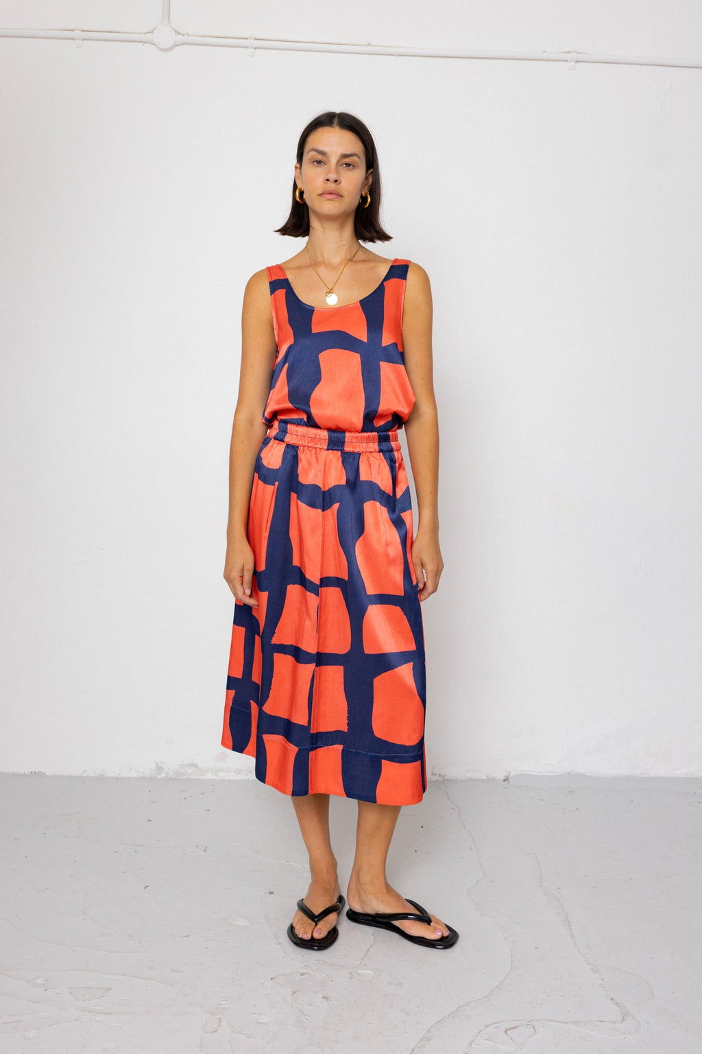 Pleated Scoop Back Vest - Abstract Block Print Navy