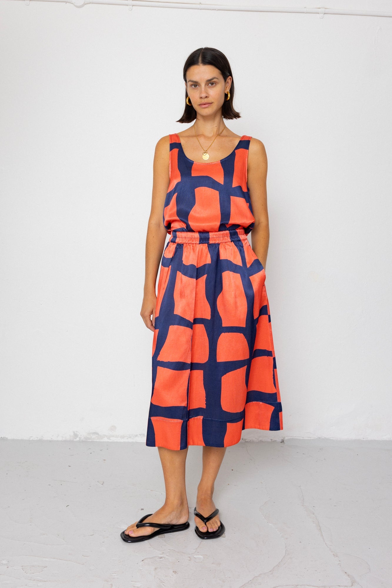 Pleated Scoop Back Vest - Abstract Block Print Navy