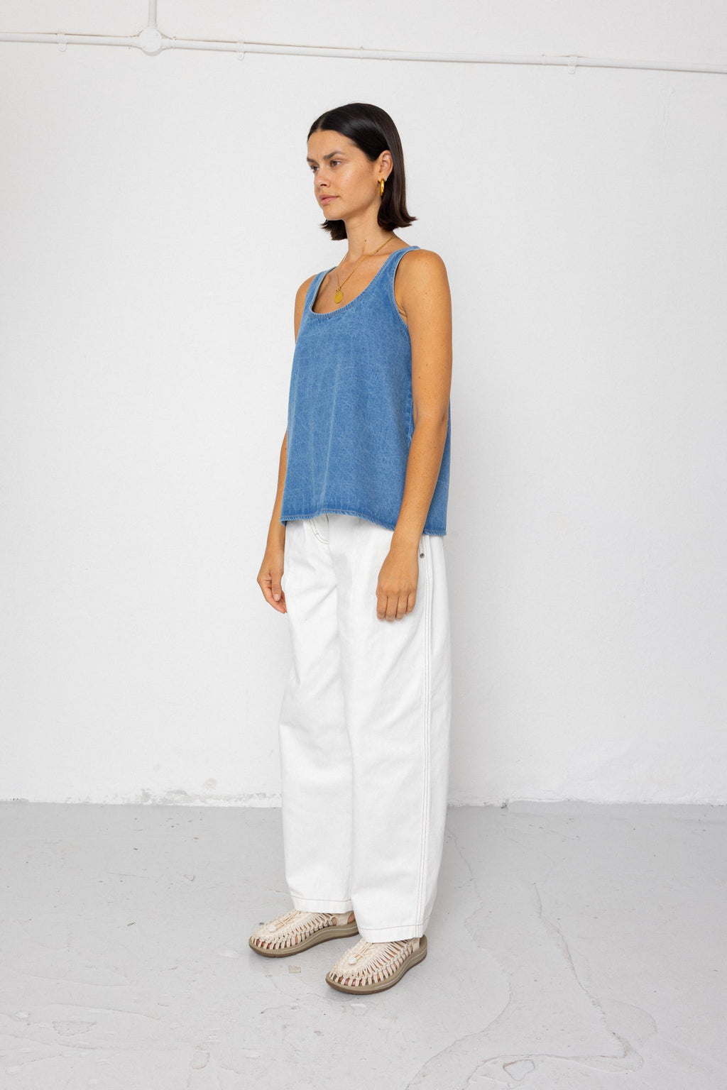 Pleated Scoop Back Vest - Heavy Bleach Wash