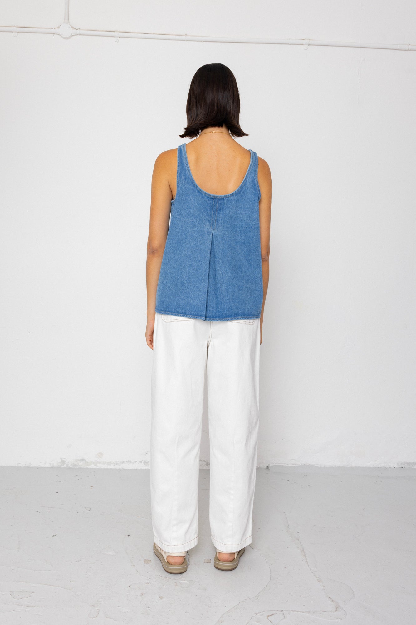 Pleated Scoop Back Vest - Heavy Bleach Wash