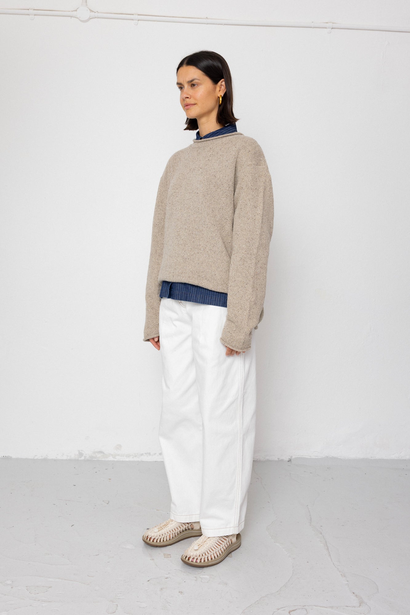 Slouch Crew Jumper - Natural Circle