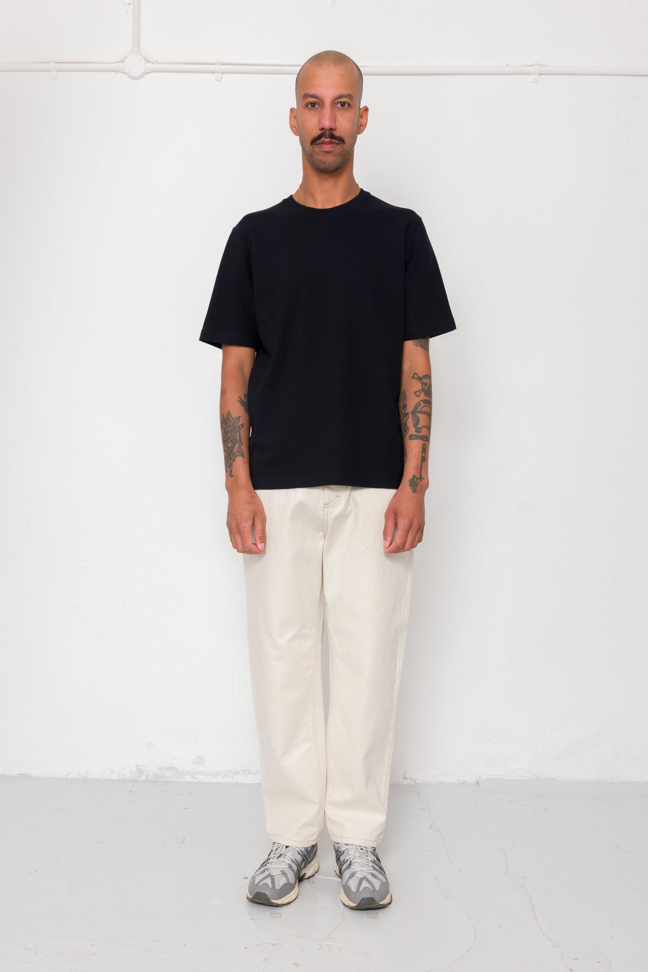 Short Sleeve Textured T-Shirt - Black