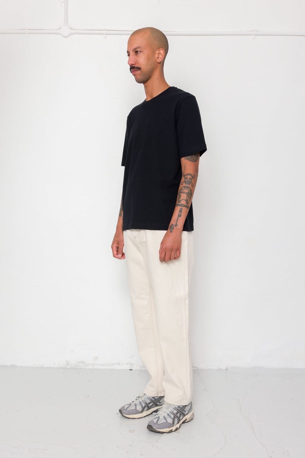 Short Sleeve Textured T-Shirt - Black