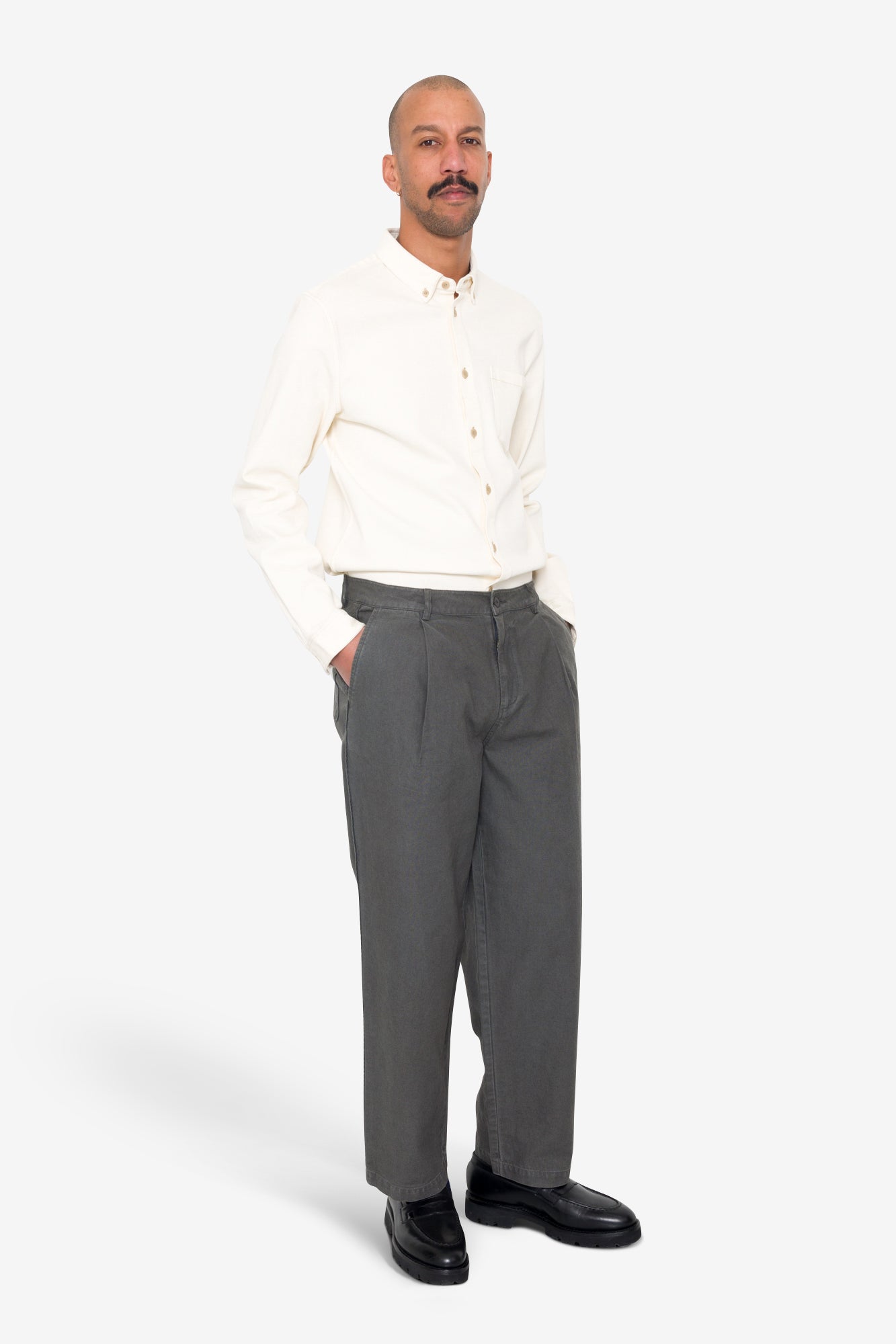 Wide Fit Trouser - Charcoal Hemp Canvas