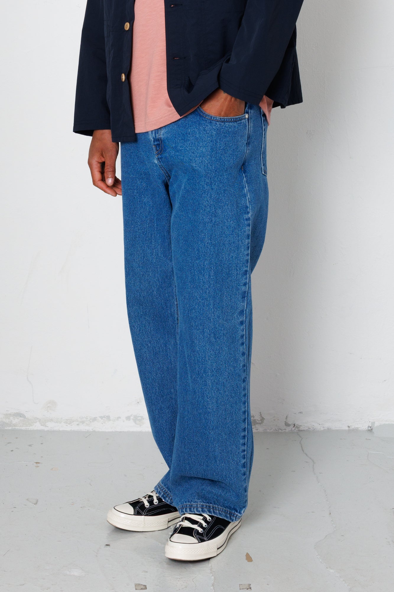 Relaxed 5 Pocket Jean - Mid Wash Denim