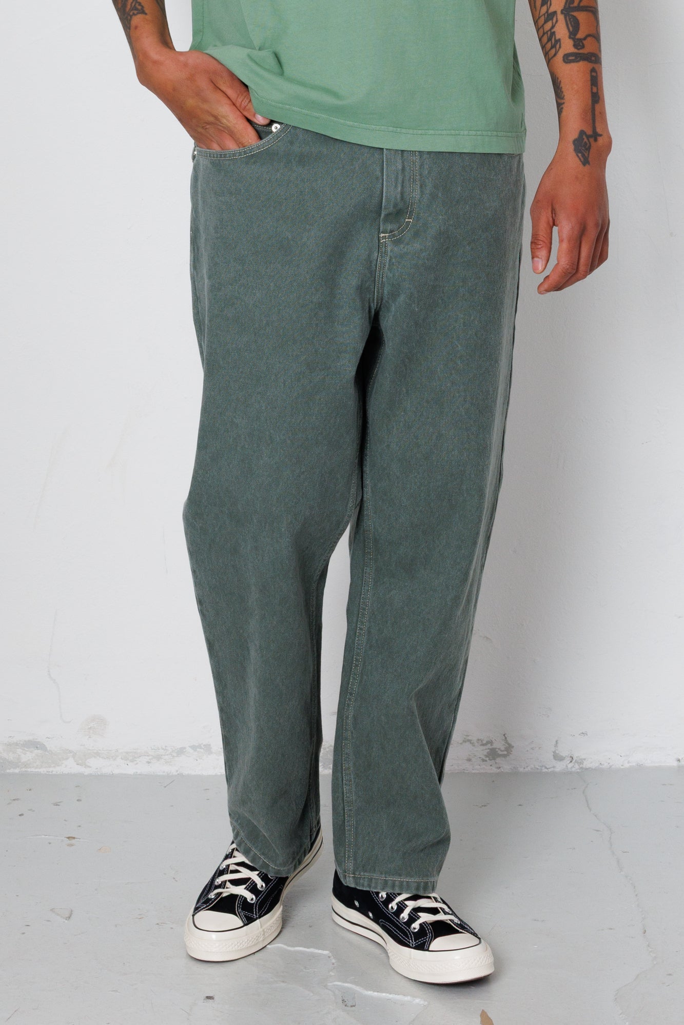 Barrel Leg Jean - Soft Green Canvas