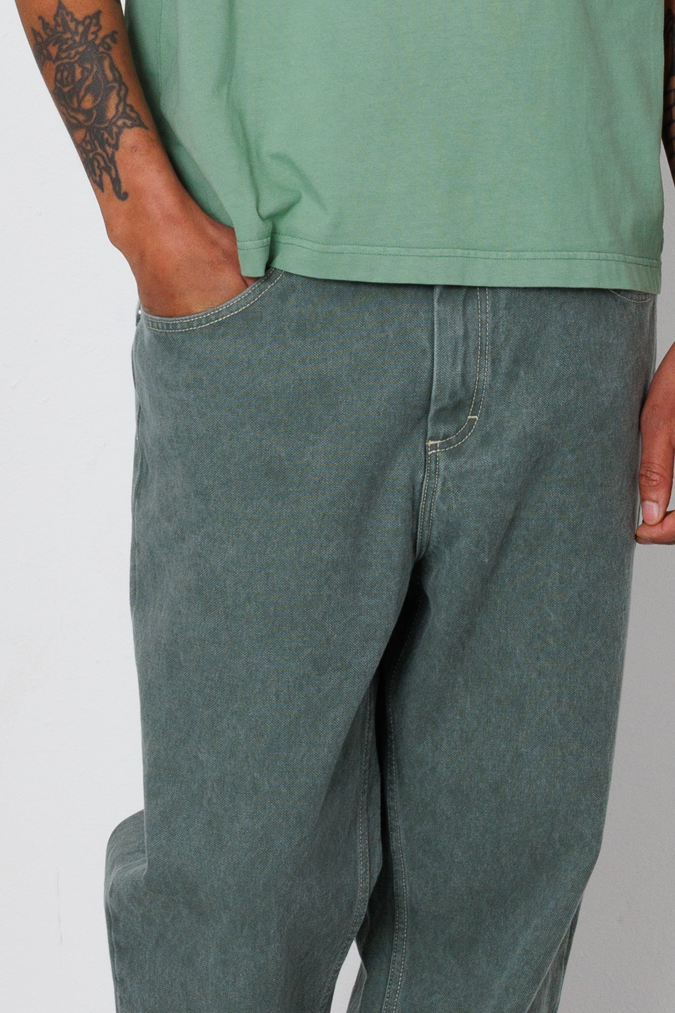 Barrel Leg Jean - Soft Green Canvas