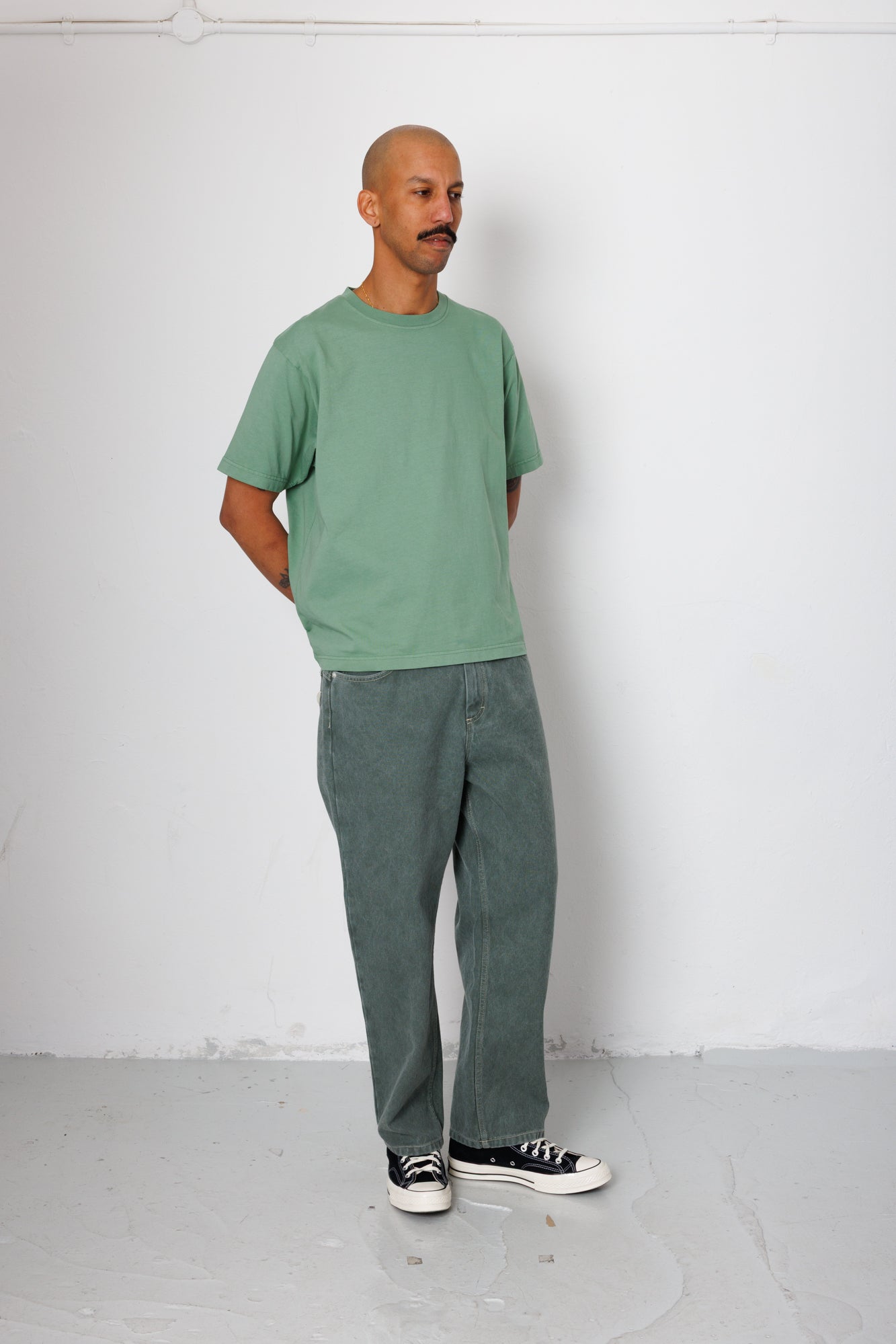 Barrel Leg Jean - Soft Green Canvas