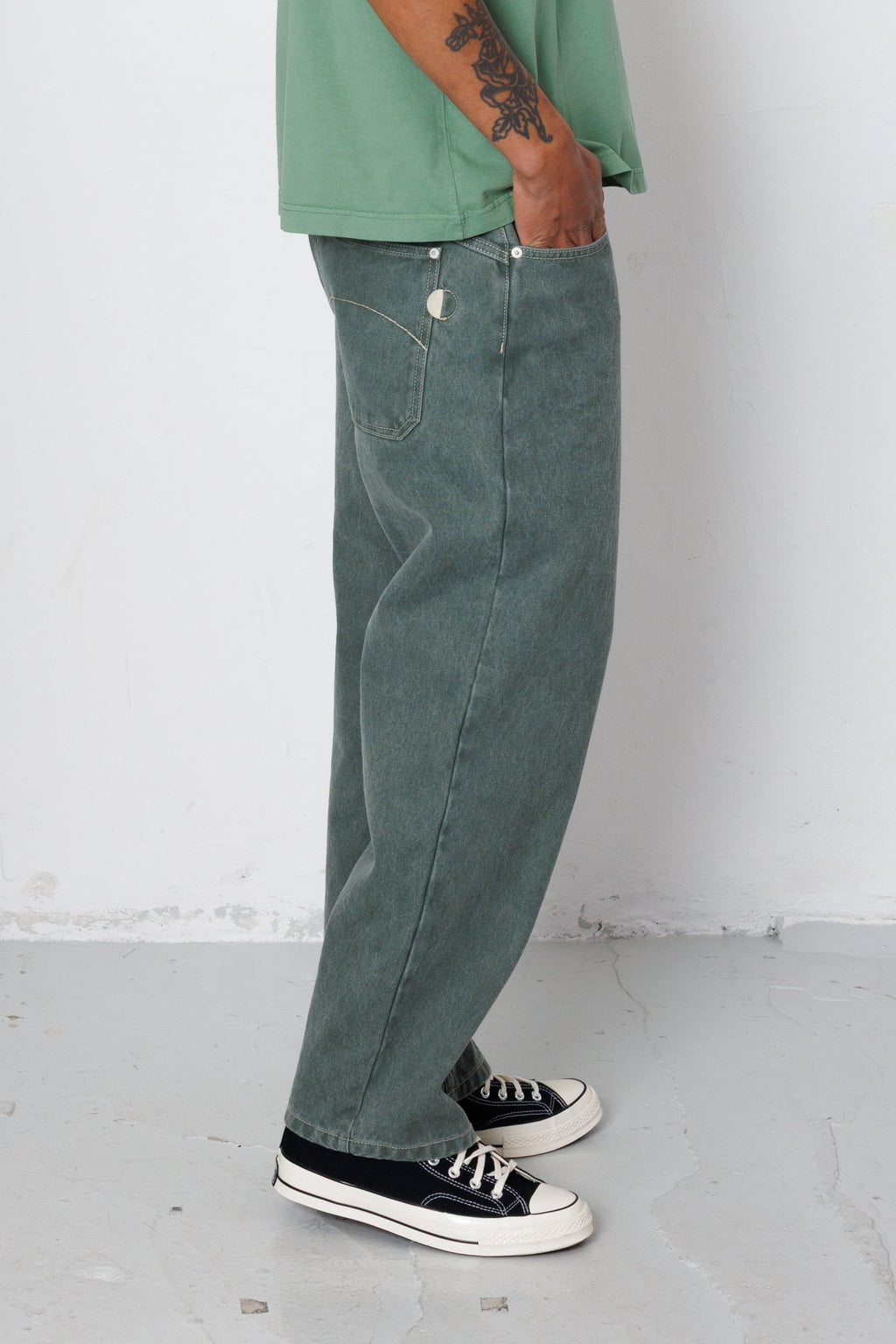 Barrel Leg Jean - Soft Green Canvas