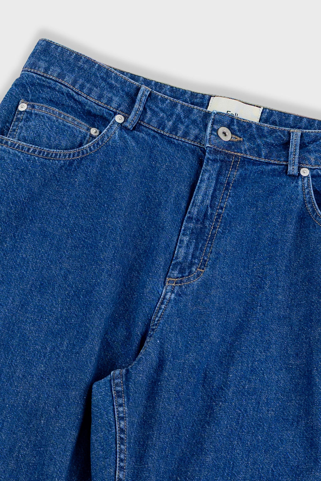 Barrel Leg Jean - Mid Slub Denim
